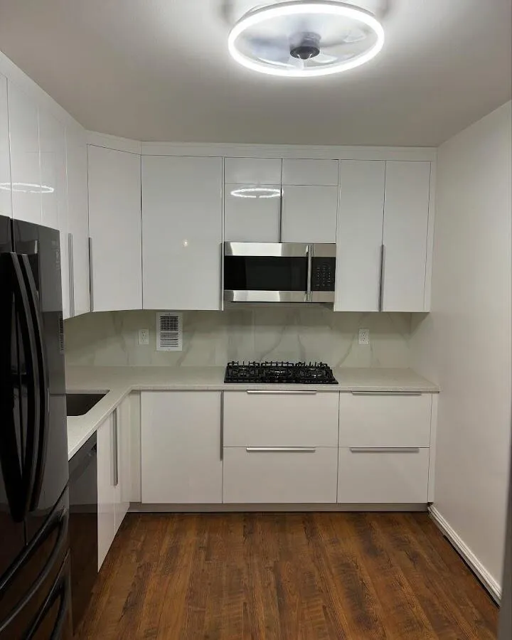 Renovated kitchen with quartz countertops in Hammond